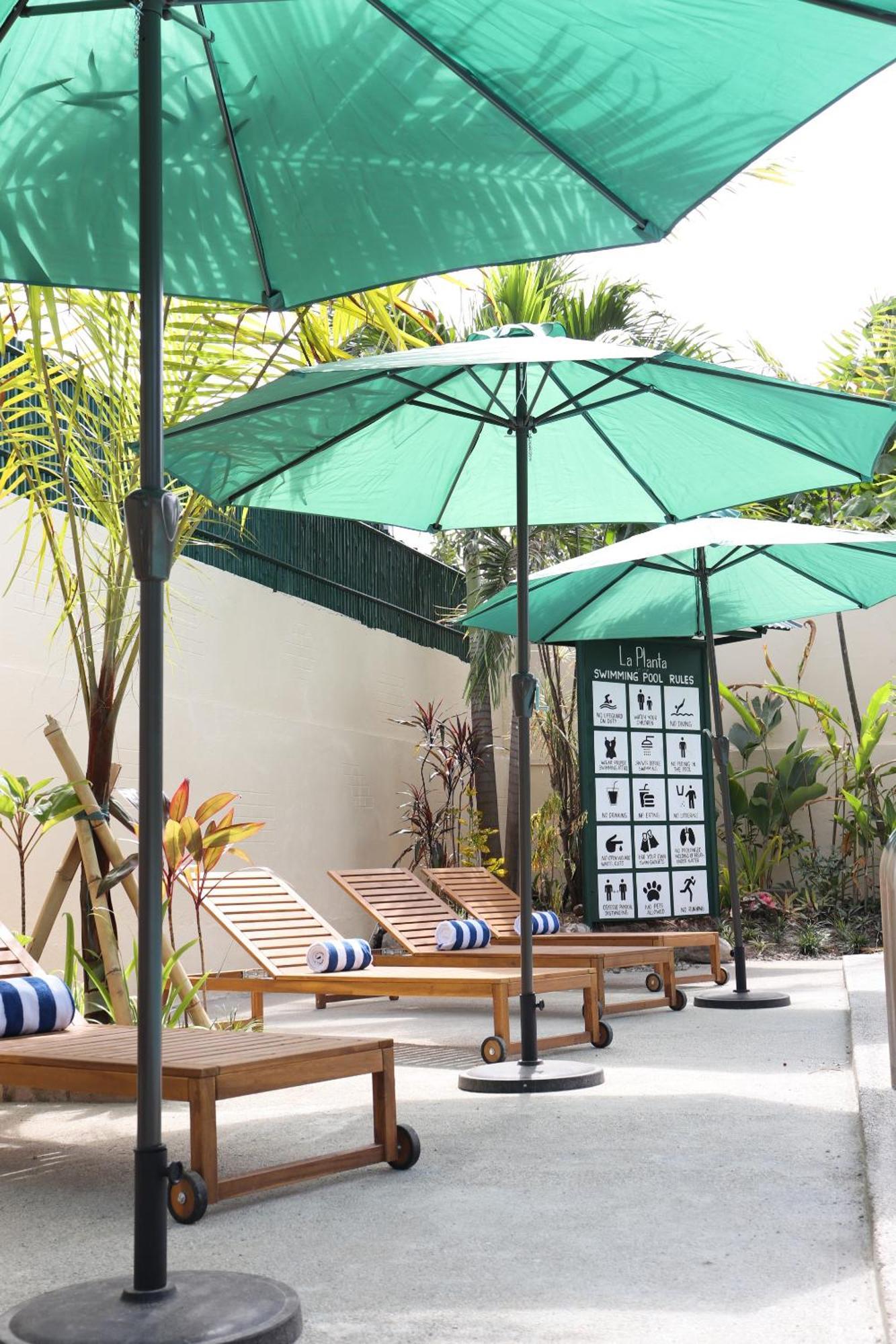 La Planta Hotel And Restaurant, Inc. Bais Bagian luar foto
