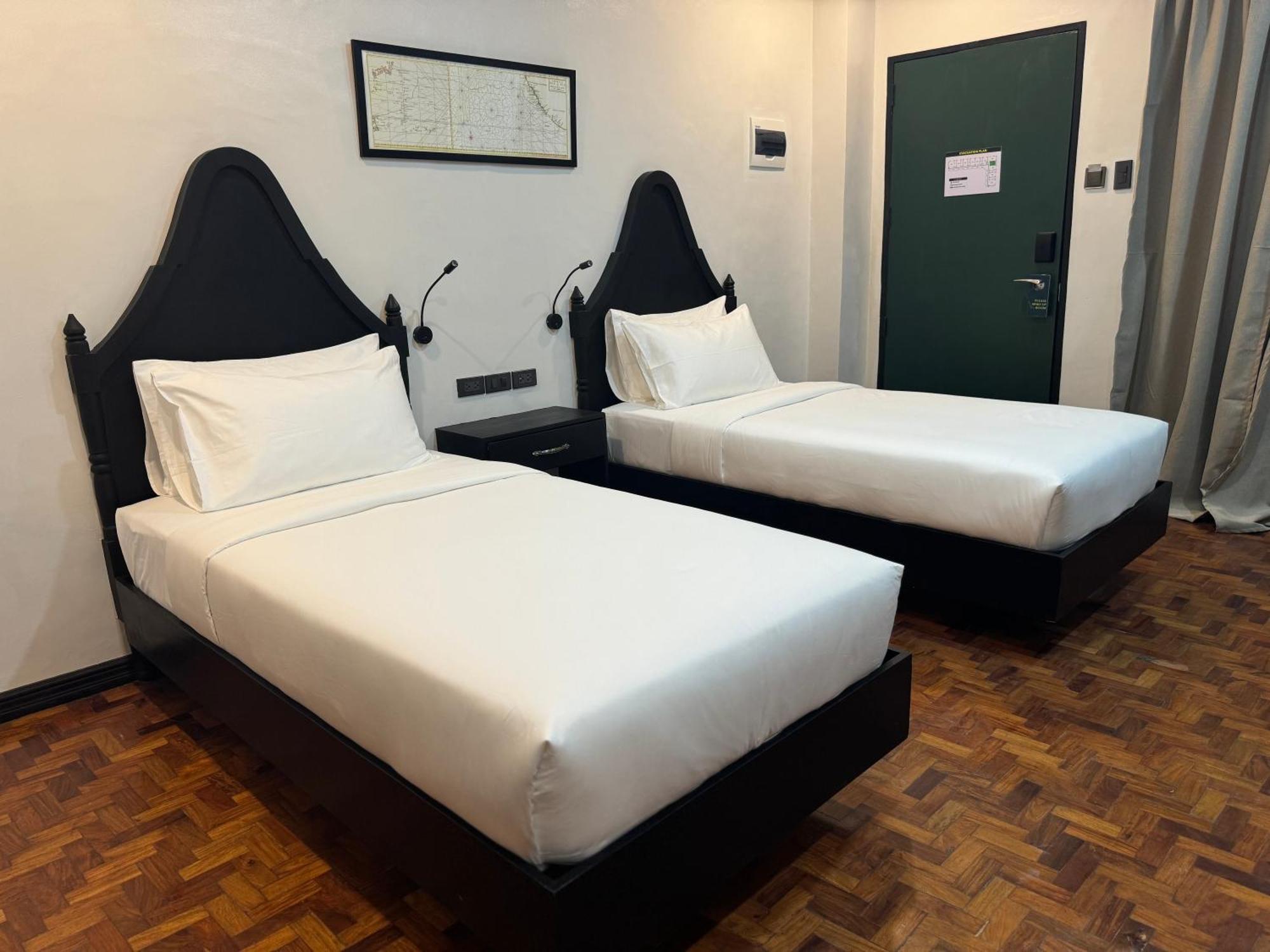 La Planta Hotel And Restaurant, Inc. Bais Bagian luar foto