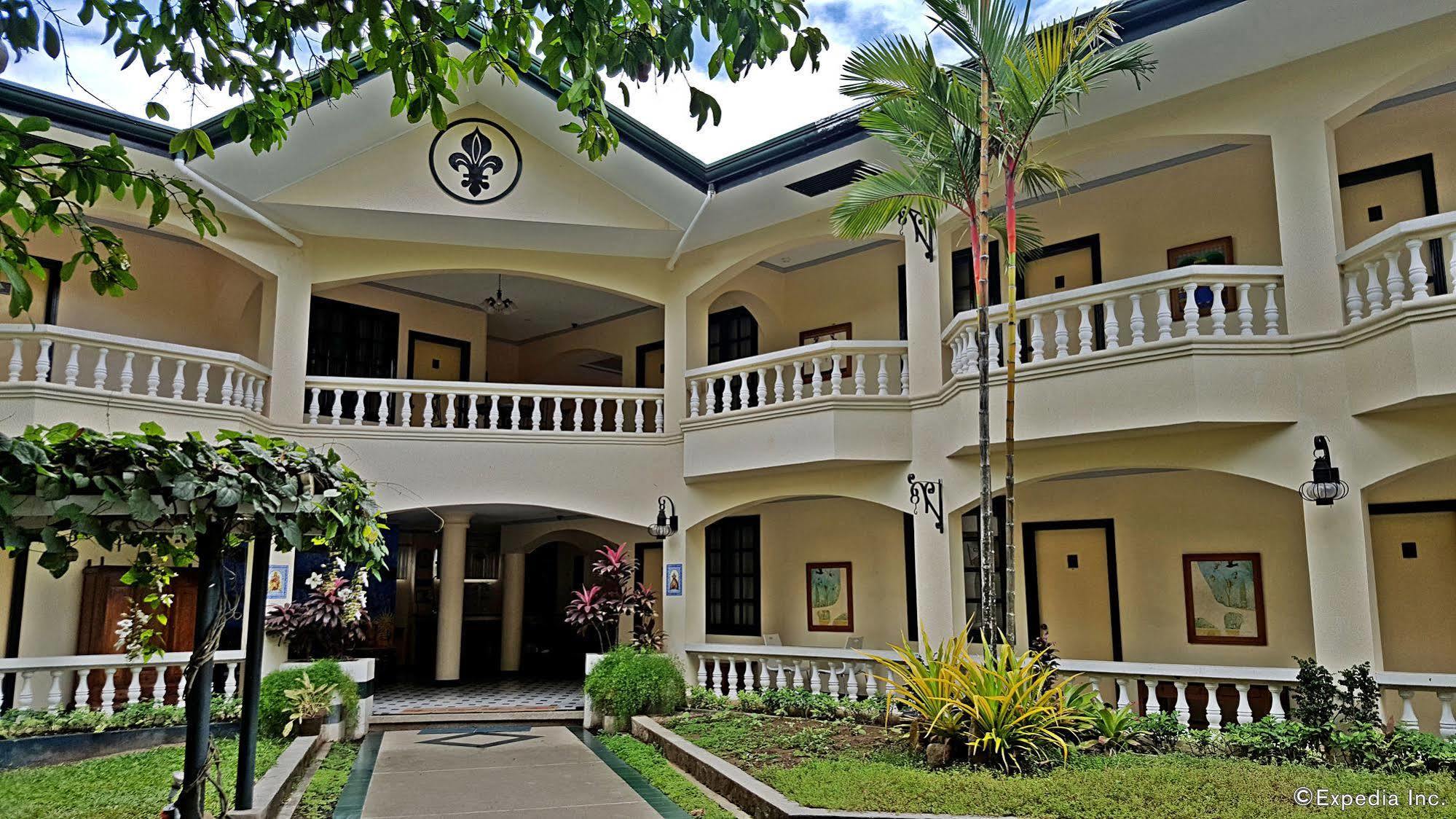 La Planta Hotel And Restaurant, Inc. Bais Bagian luar foto