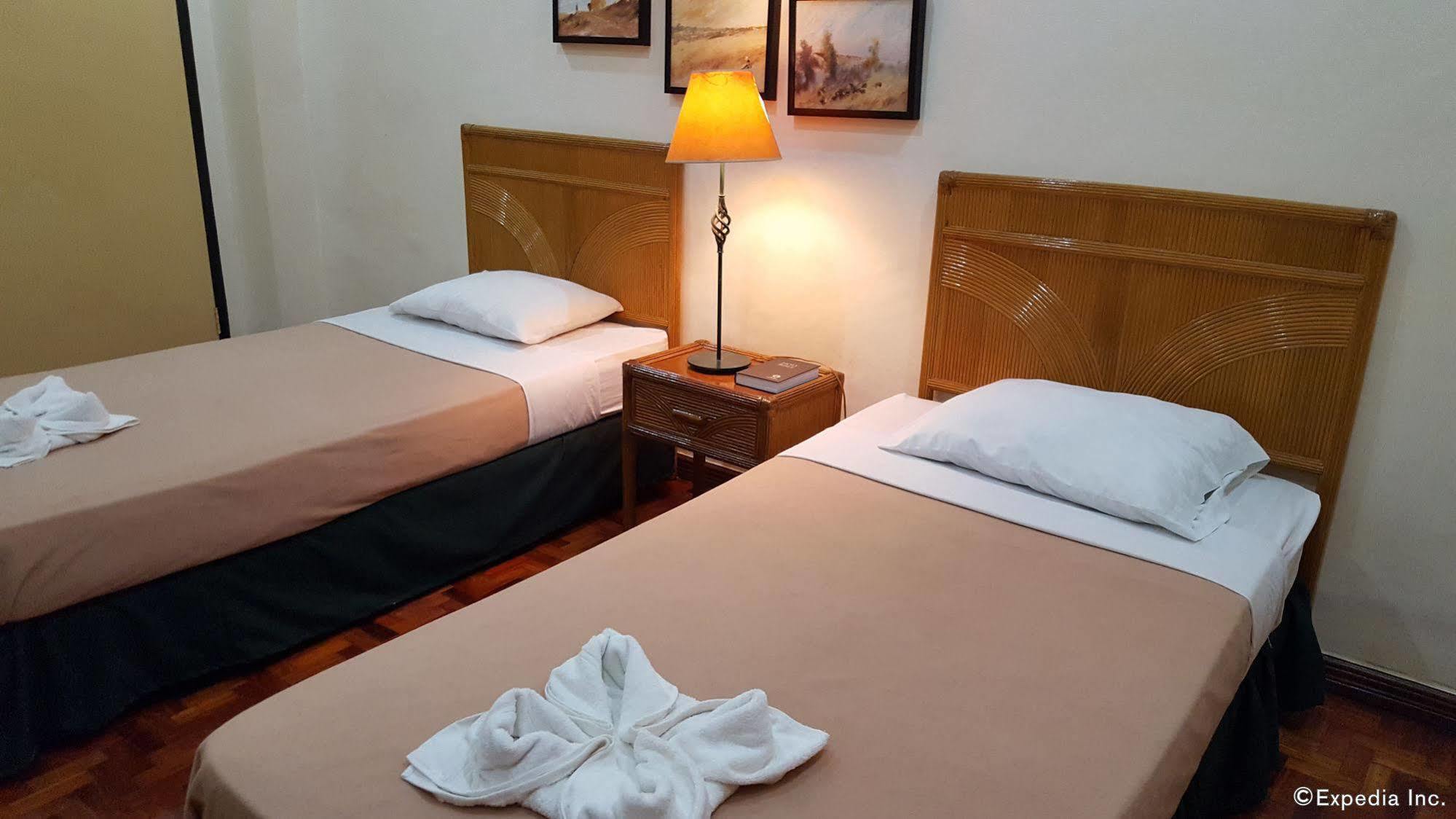 La Planta Hotel And Restaurant, Inc. Bais Bagian luar foto