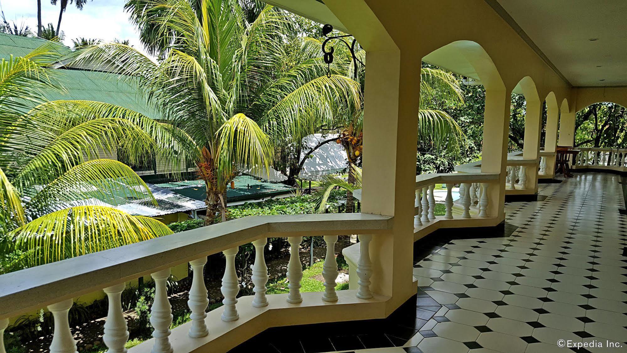 La Planta Hotel And Restaurant, Inc. Bais Bagian luar foto